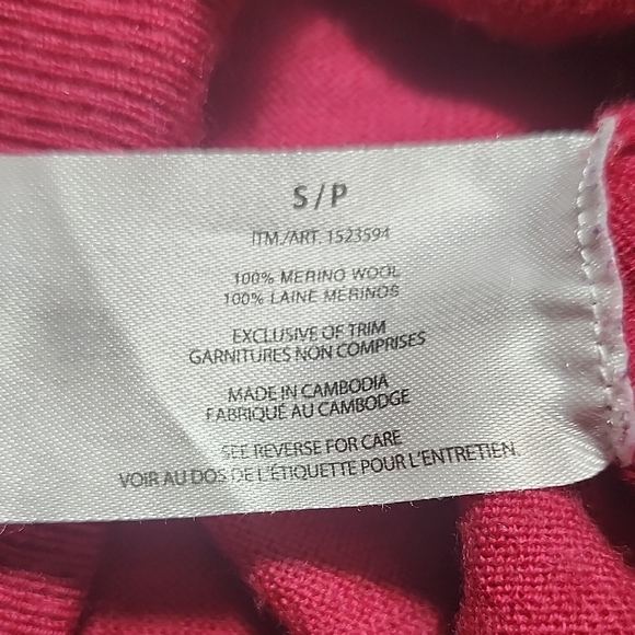 BANANA REPUBLIC 100% Merino wool raspberry red crew neck sweater - Picture 7 of 9